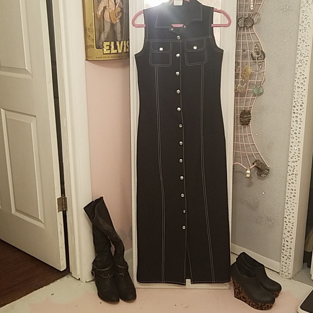 Long black dress